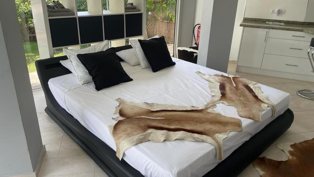 Luxury Villa With Swimming Pool And Jacuzzi Marbella Zewnętrze zdjęcie
