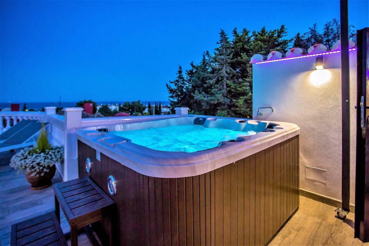 Luxury Villa With Swimming Pool And Jacuzzi Marbella Zewnętrze zdjęcie