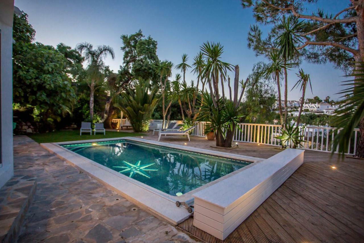 Luxury Villa With Swimming Pool And Jacuzzi Marbella Zewnętrze zdjęcie